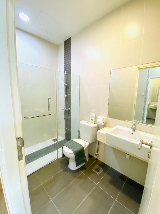 @ Uss & Car Apartment